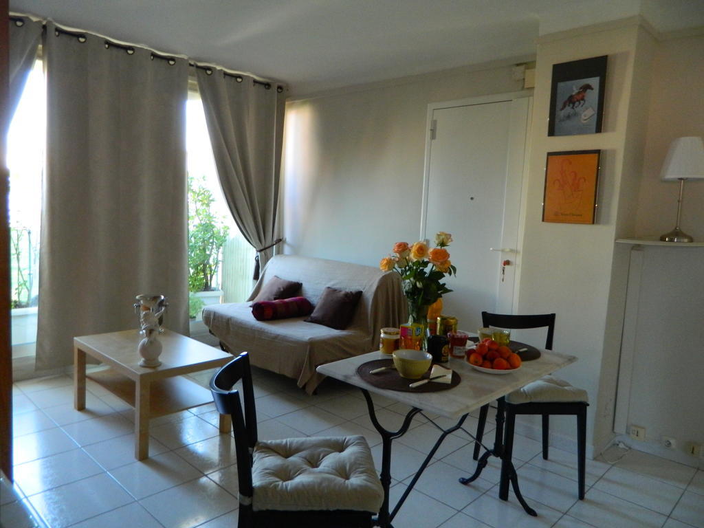 Chambre D'Hote Zen Chez Philippe Marseille Room photo